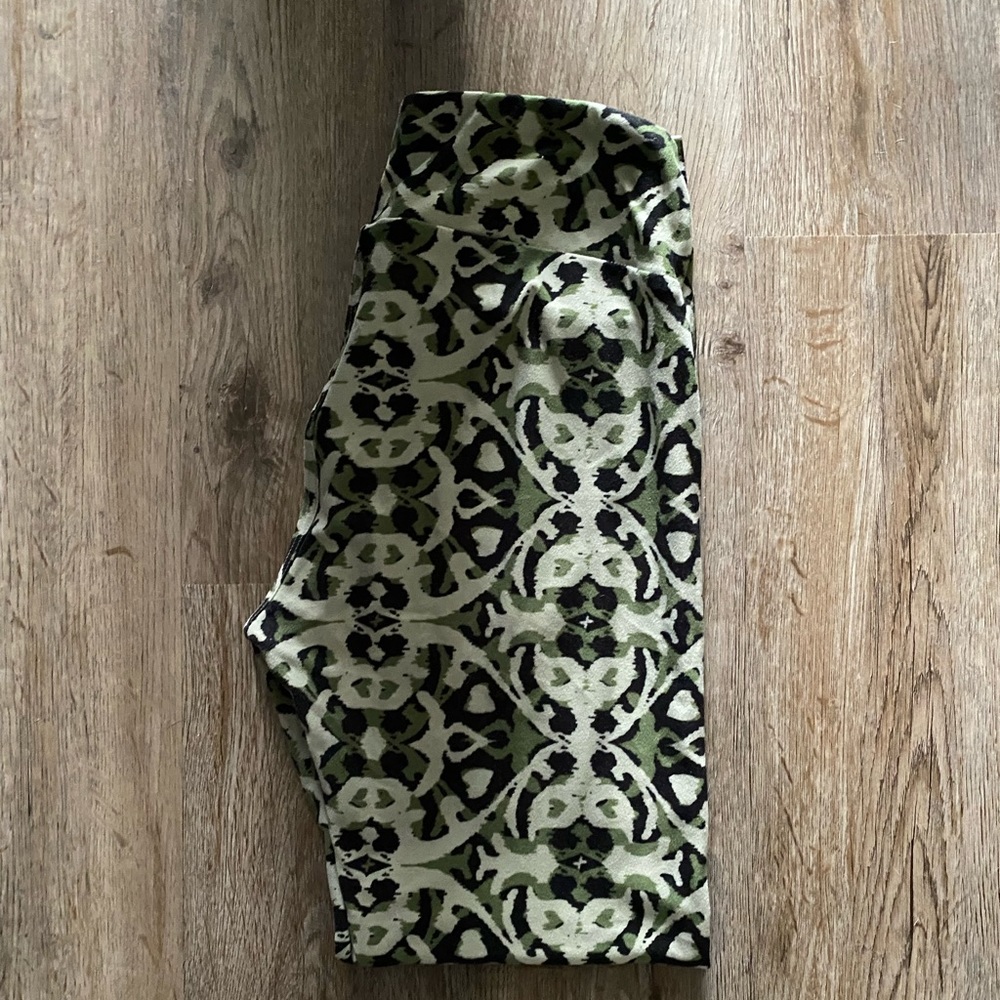 COPY - Lularoe Leggings OS